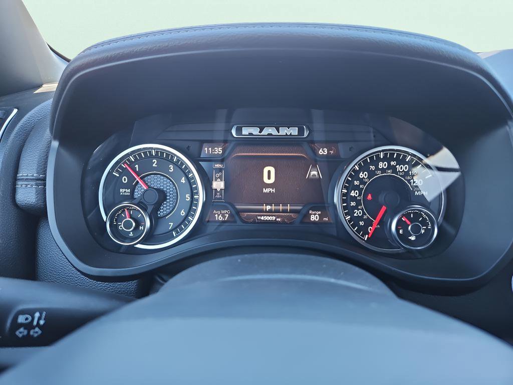 Used 2025 RAM 1500 Laramie image 19
