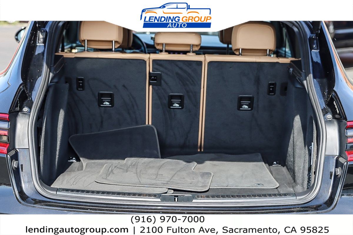 Used 2018 Porsche Macan image 25