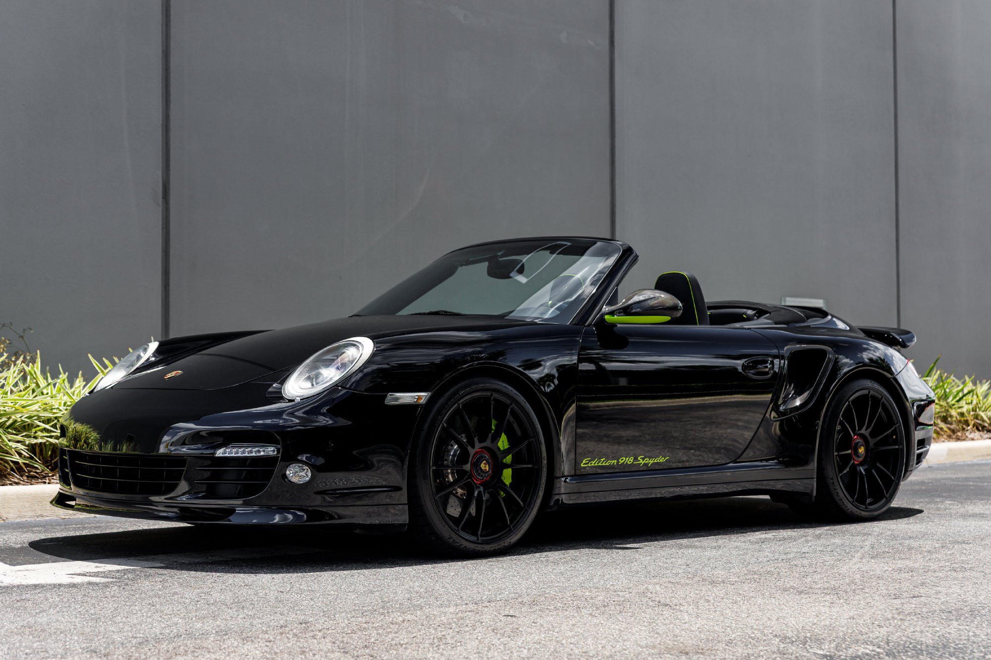 Used 2012 Porsche 911 Turbo S AWD/4WD image 44
