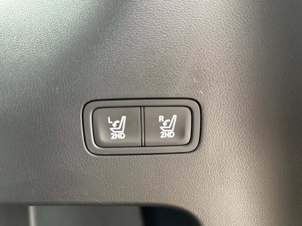 New 2026 Hyundai Santa Fe SE FWD image 23