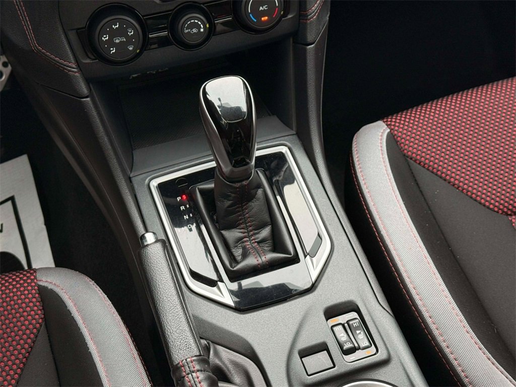 Used 2022 Subaru Impreza 2.0i Sport image 27