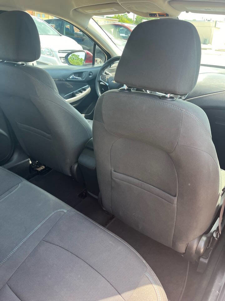 Used 2016 Chevrolet Cruze LT FWD image 29