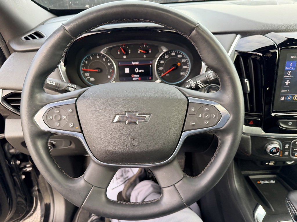 Used 2023 Chevrolet Traverse RS image 15