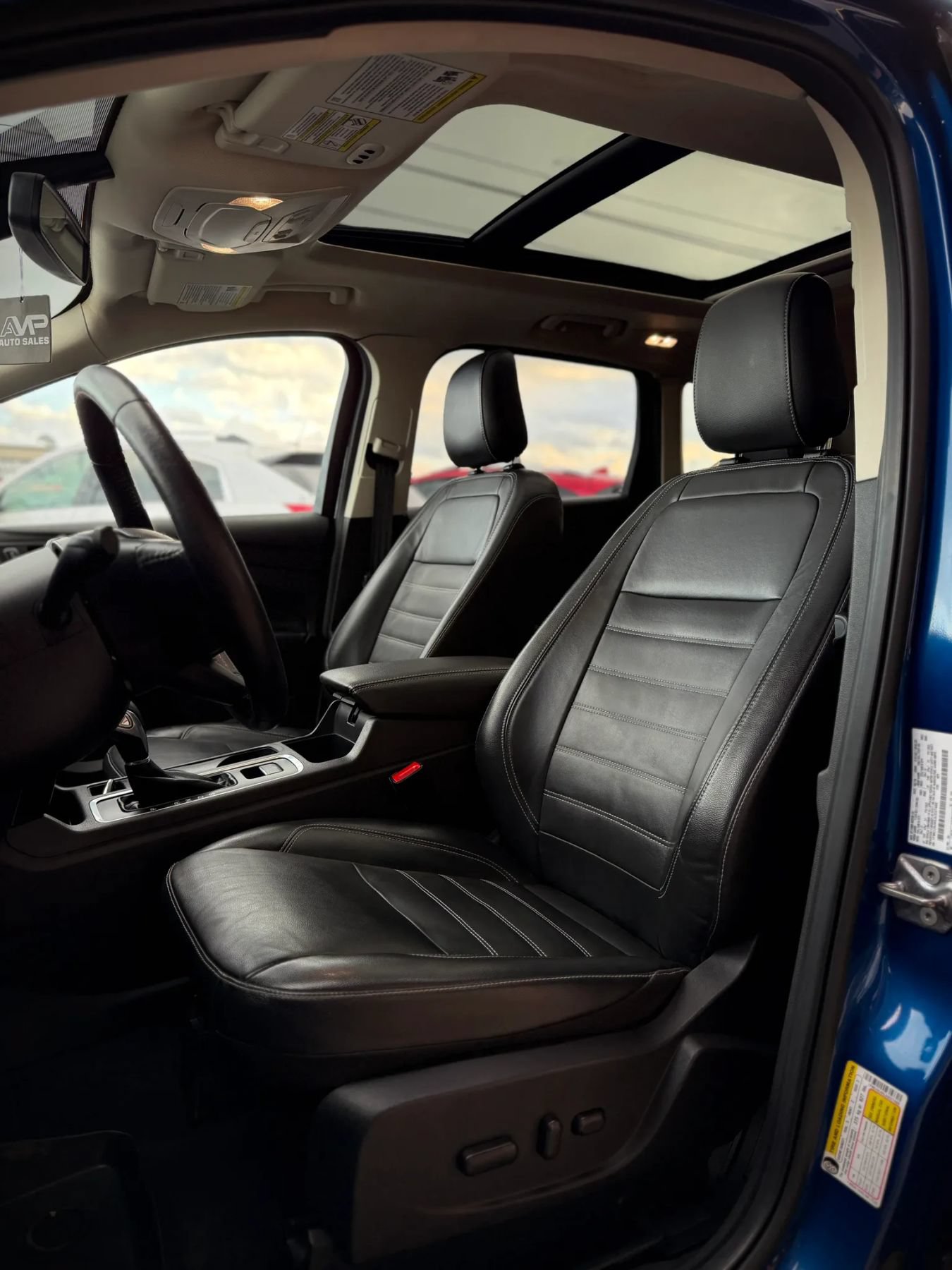 Used 2018 Ford Escape Titanium AWD/4WD image 7