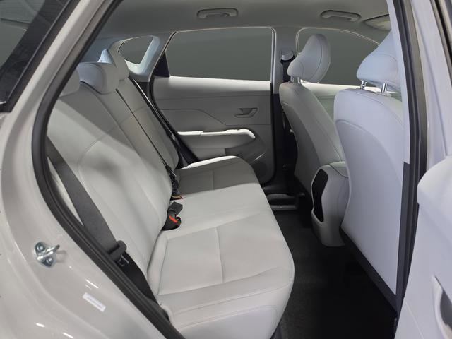 New 2026 Hyundai Kona SE image 30