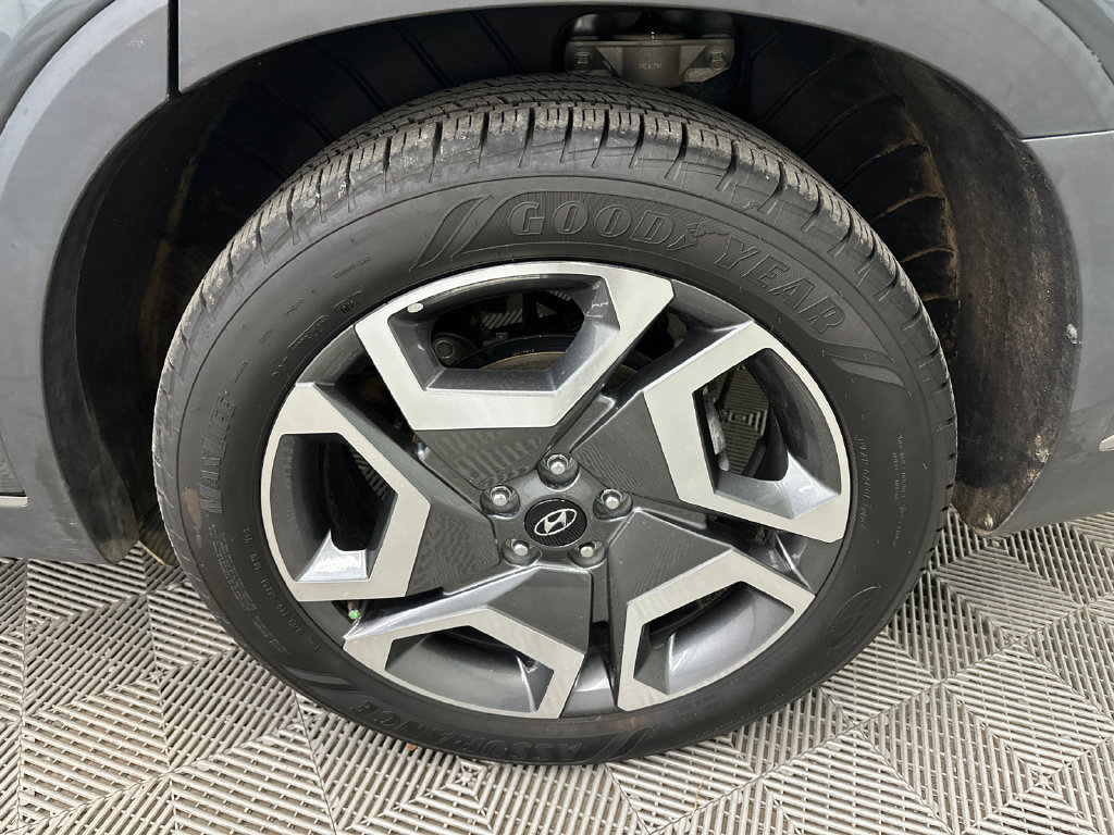 Used 2023 Hyundai Palisade SEL w/ Premium Package FWD image 22