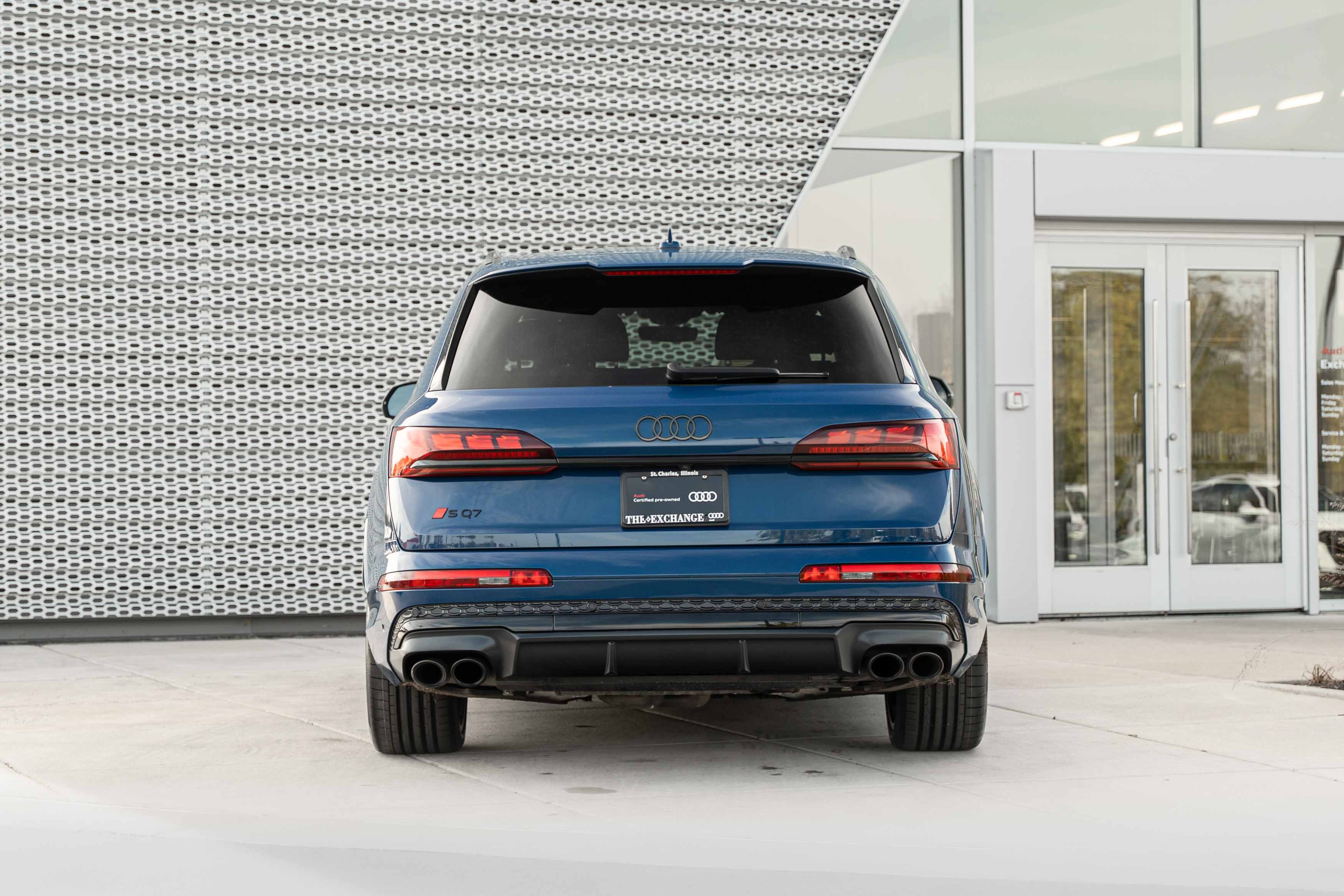 Certified 2025 Audi SQ7 Prestige AWD/4WD image 33