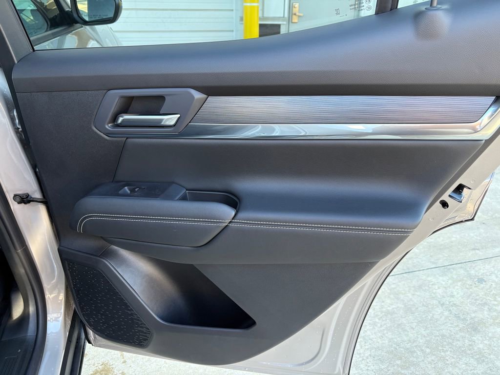 New 2026 GMC Terrain Elevation w/ LPO, Floor Liner Package image 30