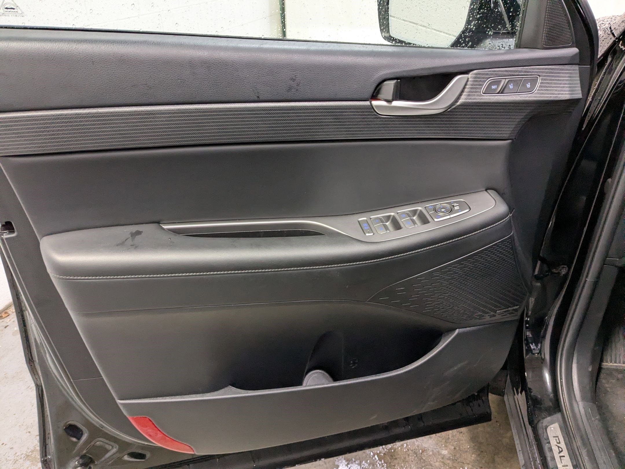 Used 2025 Hyundai Palisade Limited image 16