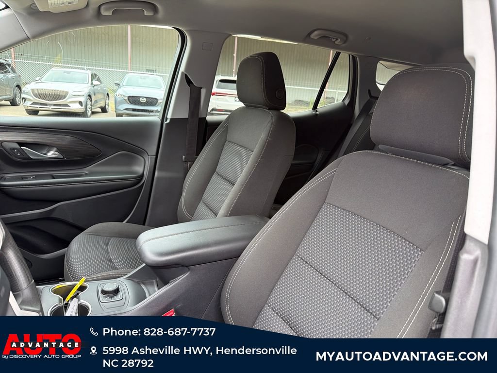 Used 2024 GMC Terrain SLE AWD/4WD image 12