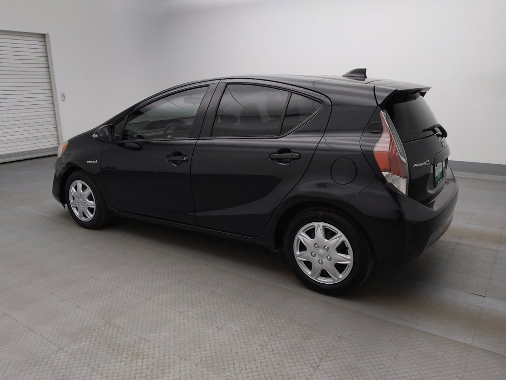 Used 2015 Toyota Prius C Two image 2