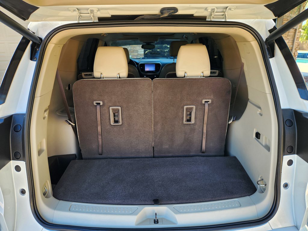 Used 2017 GMC Acadia Denali image 5