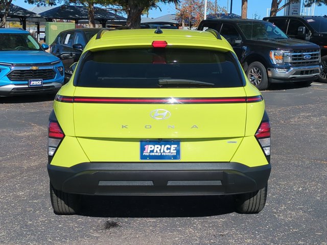 Used 2025 Hyundai Kona SEL AWD/4WD image 7