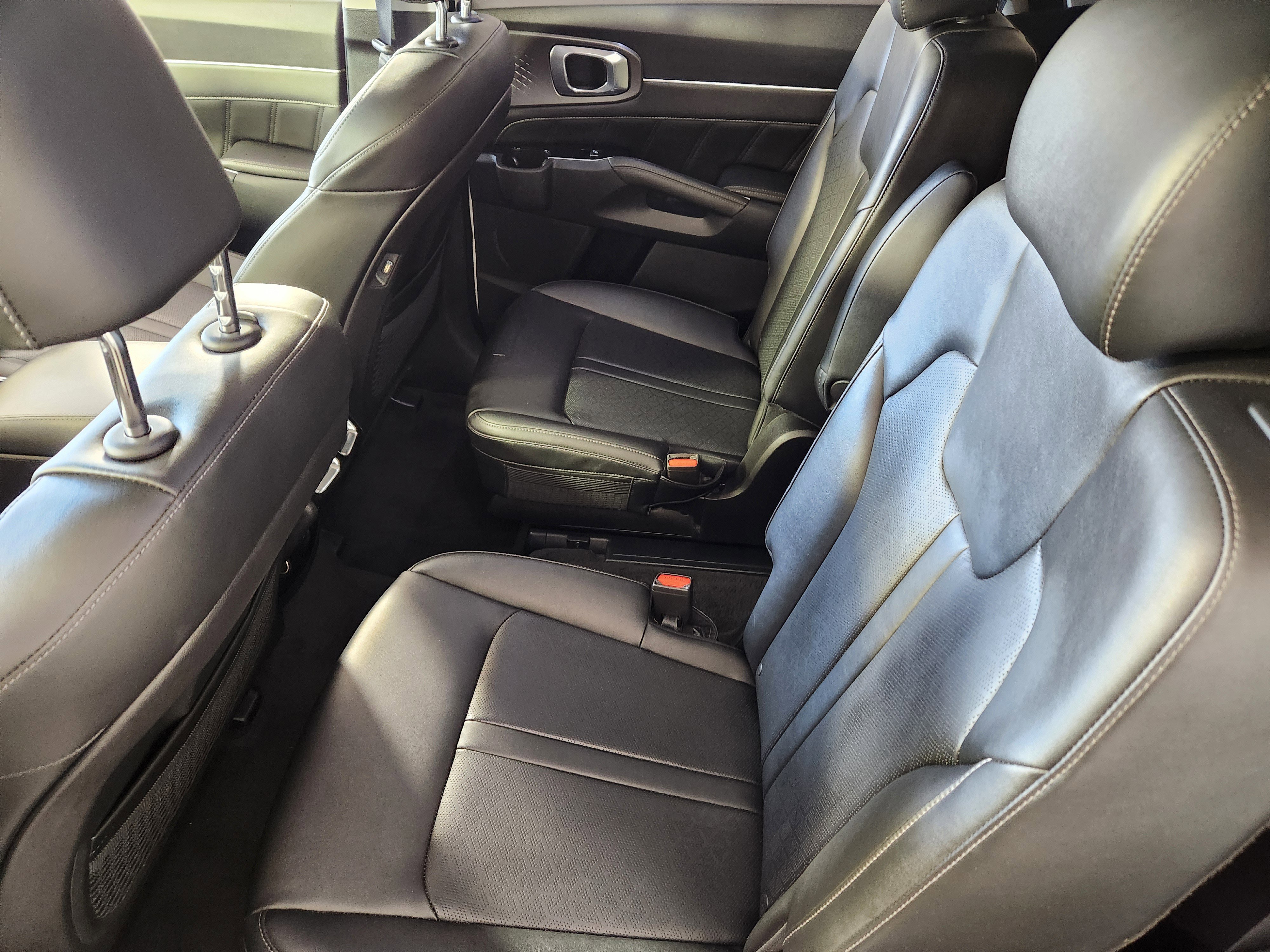 Used 2022 Kia Sorento SX image 14