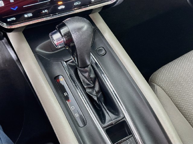 Used 2018 Honda HR-V EX image 15