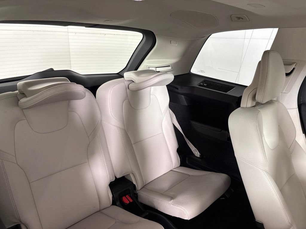 Used 2023 Volvo XC90 B6 Plus w/ Protection Package Premier AWD/4WD image 12
