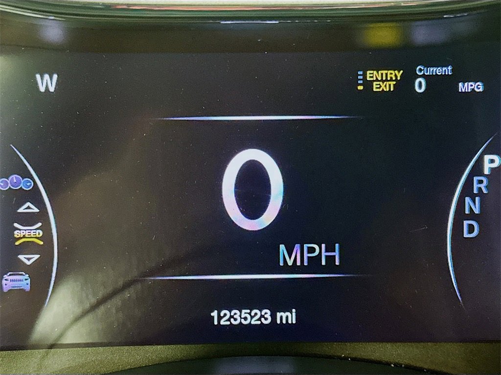 Used 2018 Jeep Grand Cherokee Summit w/ Platinum Series Group image 15