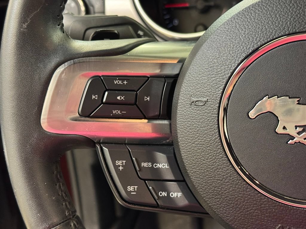 Used 2018 Ford Mustang GT Premium RWD image 34