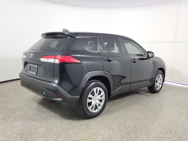 Used 2025 Toyota Corolla Cross L FWD image 5