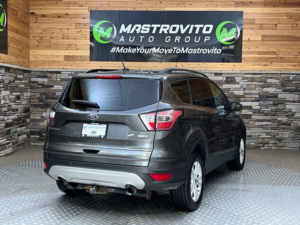 Used 2017 Ford Escape SE w/ SE Leather Comfort Package AWD/4WD image 21