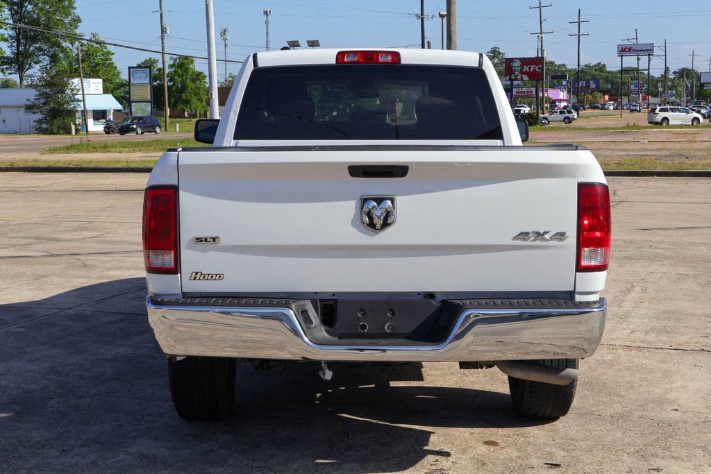 Used 2024 RAM 1500 Classic SLT AWD/4WD image 18