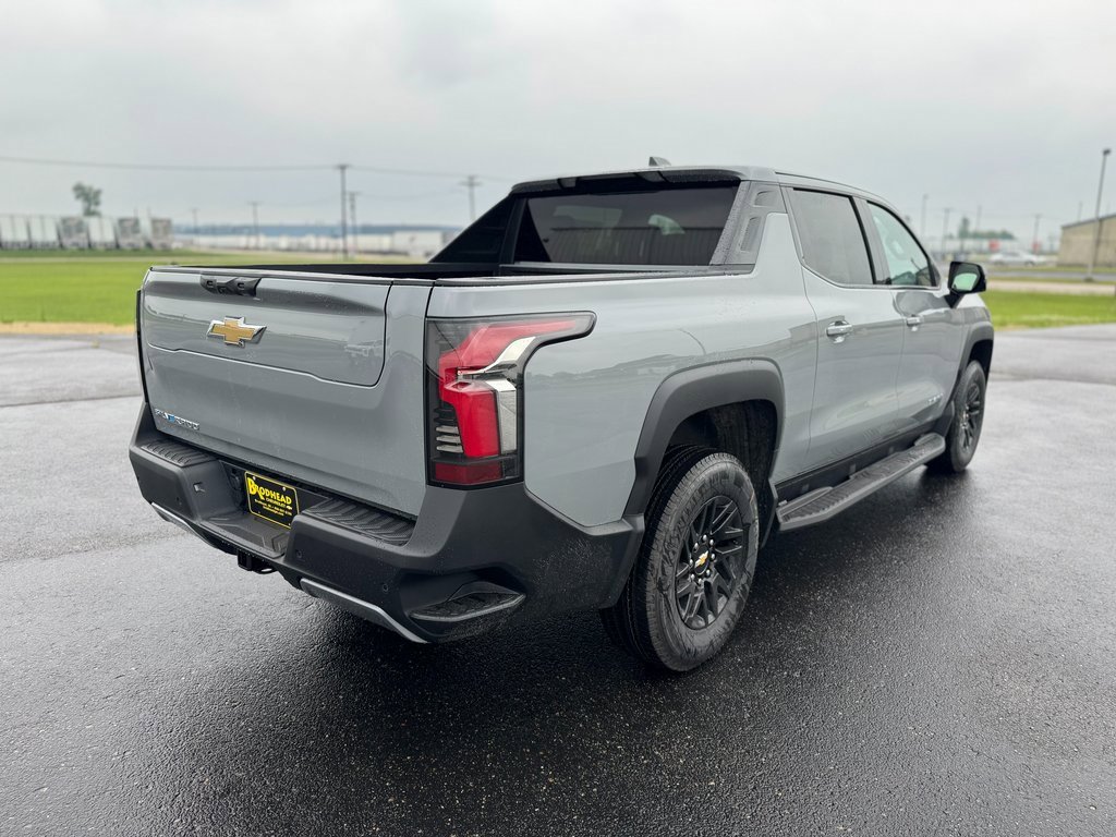 New 2025 Chevrolet Silverado EV LT image 5