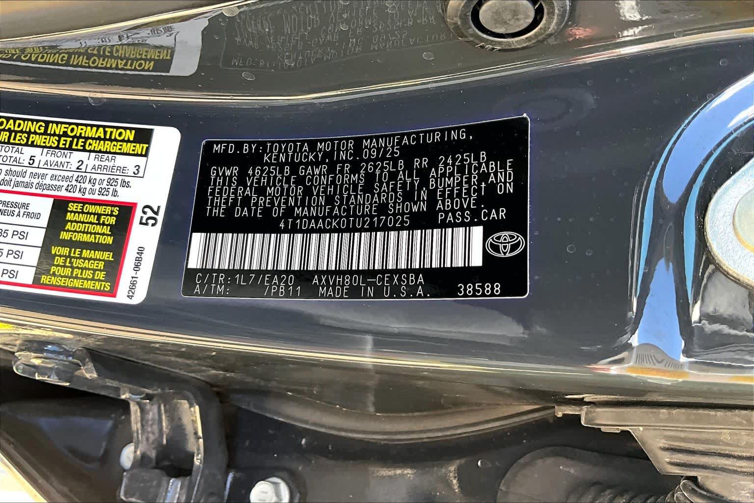 Used 2026 Toyota Camry SE FWD image 34