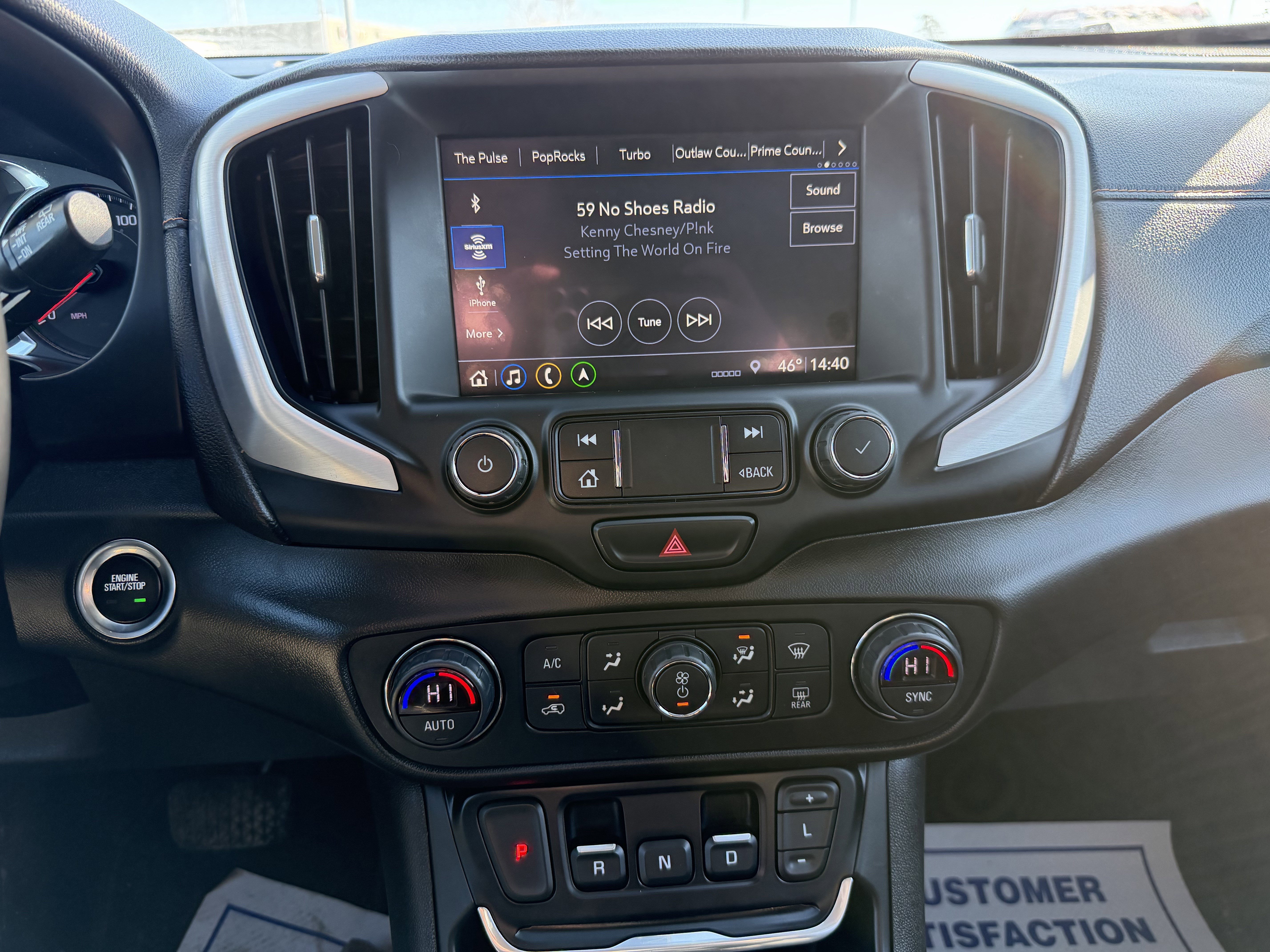 Used 2021 GMC Terrain SLT w/ Infotainment Package II image 11