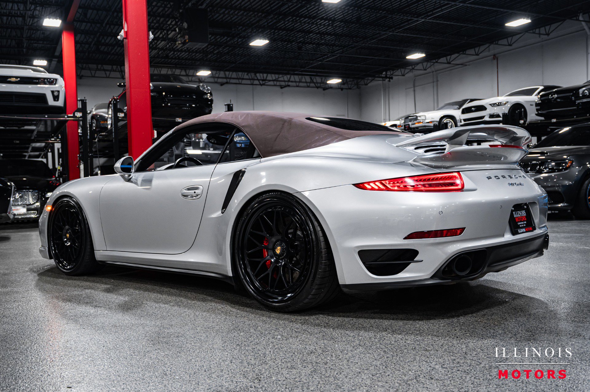 Used 2014 Porsche 911 Turbo image 45
