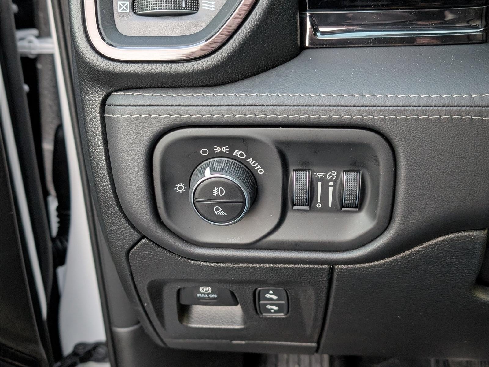 New 2026 RAM 1500 Limited w/ Night Edition AWD/4WD image 18