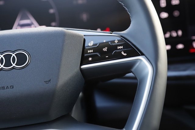 New 2025 Audi Q5 Premium Plus image 23
