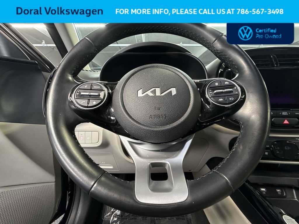 Used 2023 Kia Soul EX FWD image 15
