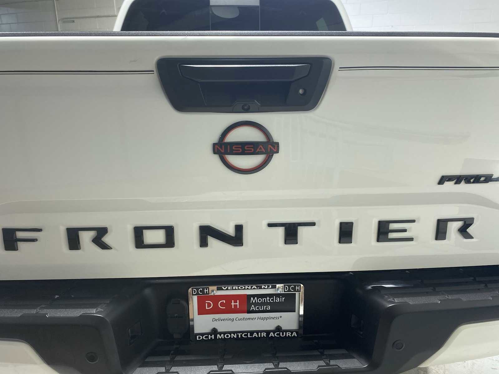 Used 2023 Nissan Frontier PRO-4X w/ Technology Package AWD/4WD image 7