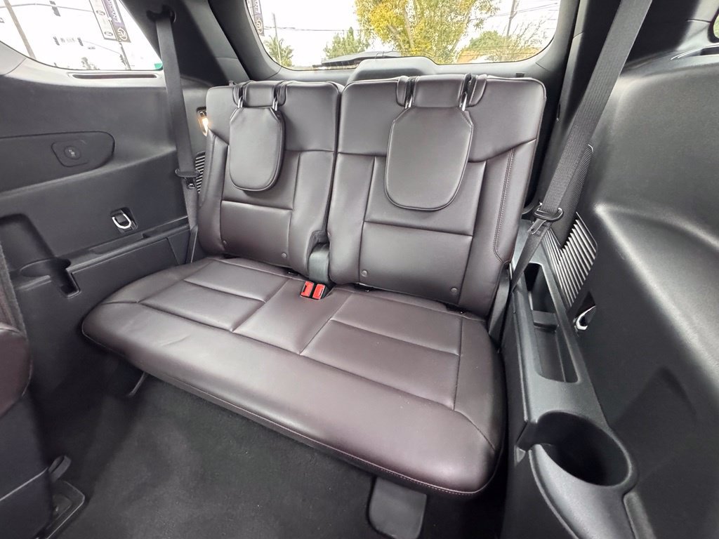 Used 2026 Ford Explorer Platinum RWD image 31