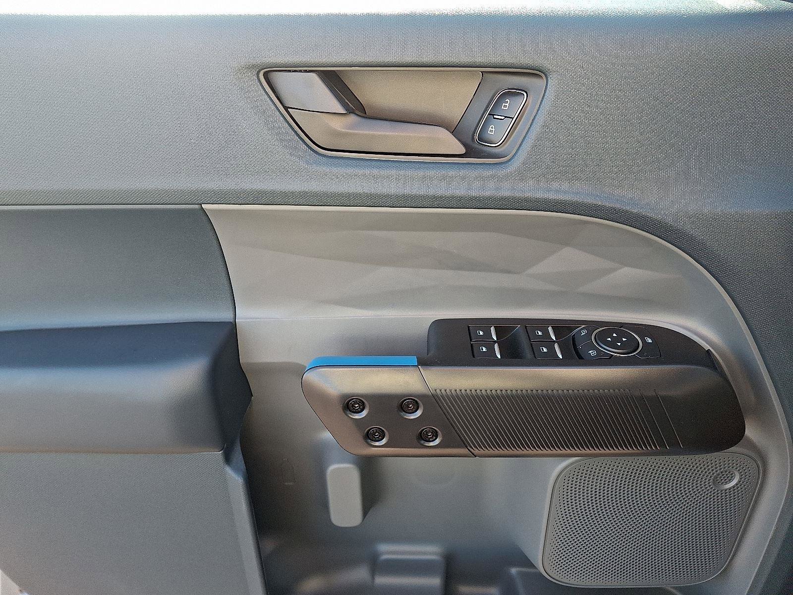 New 2025 Ford Maverick Lobo image 9