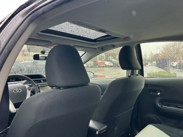 Used 2015 Toyota Prius C Three image 9