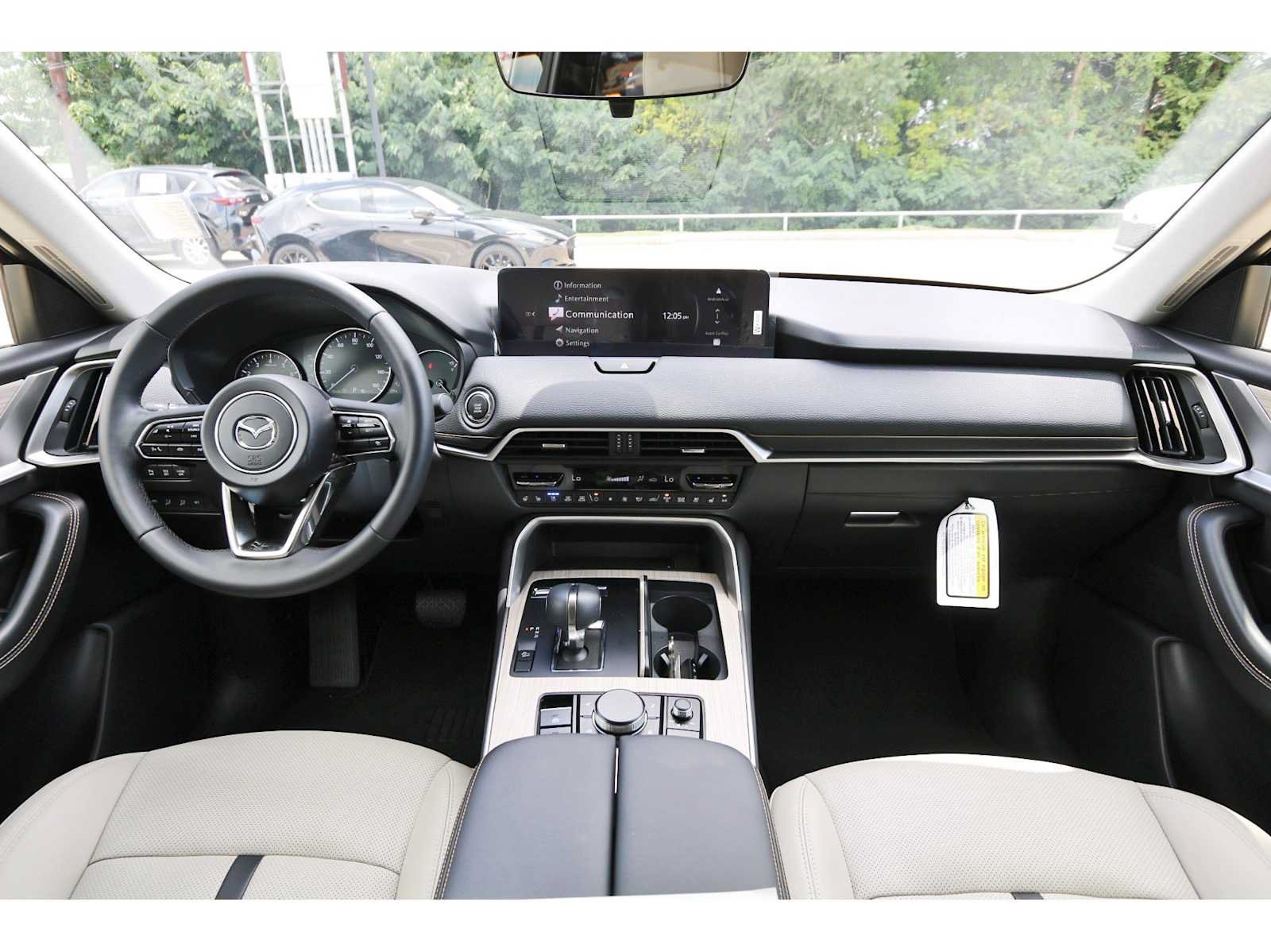 Used 2026 MAZDA CX-90 3.3 Turbo w/ Preferred Package AWD/4WD image 7