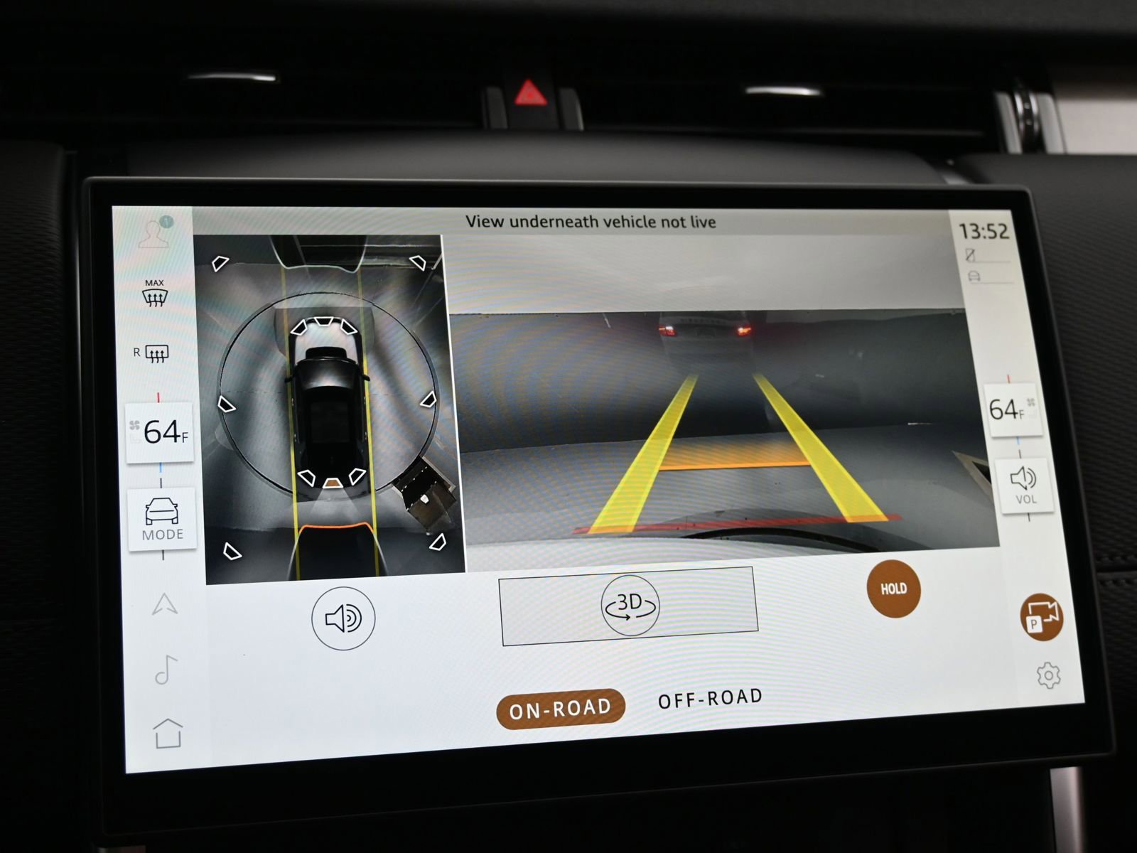 New 2025 Land Rover Discovery Sport Dynamic SE image 15