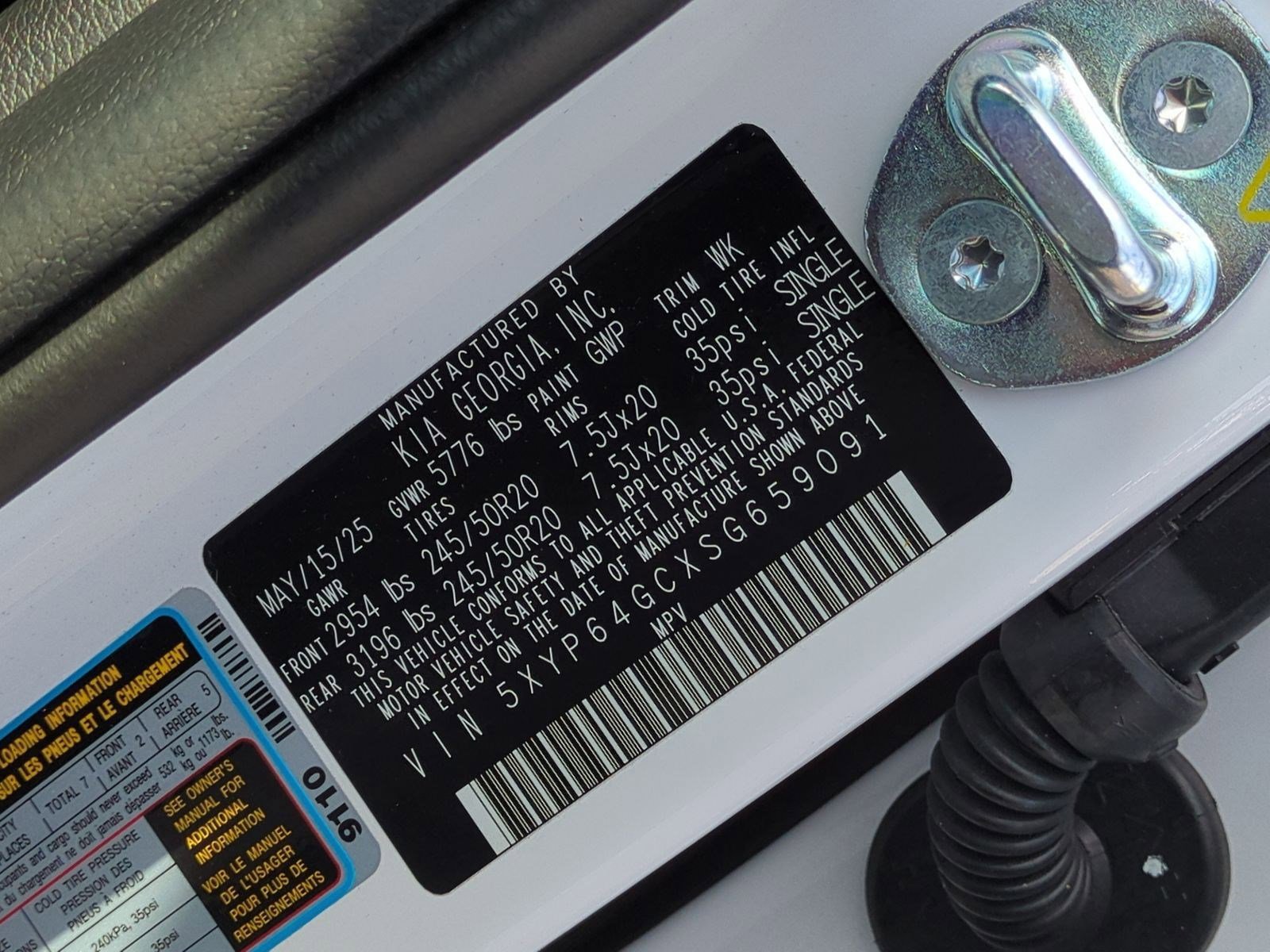 Used 2025 Kia Telluride S image 34