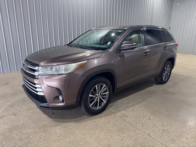 Used 2019 Toyota Highlander XLE