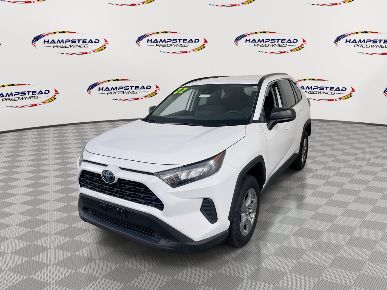 Used 2022 Toyota RAV4 LE AWD/4WD image 1