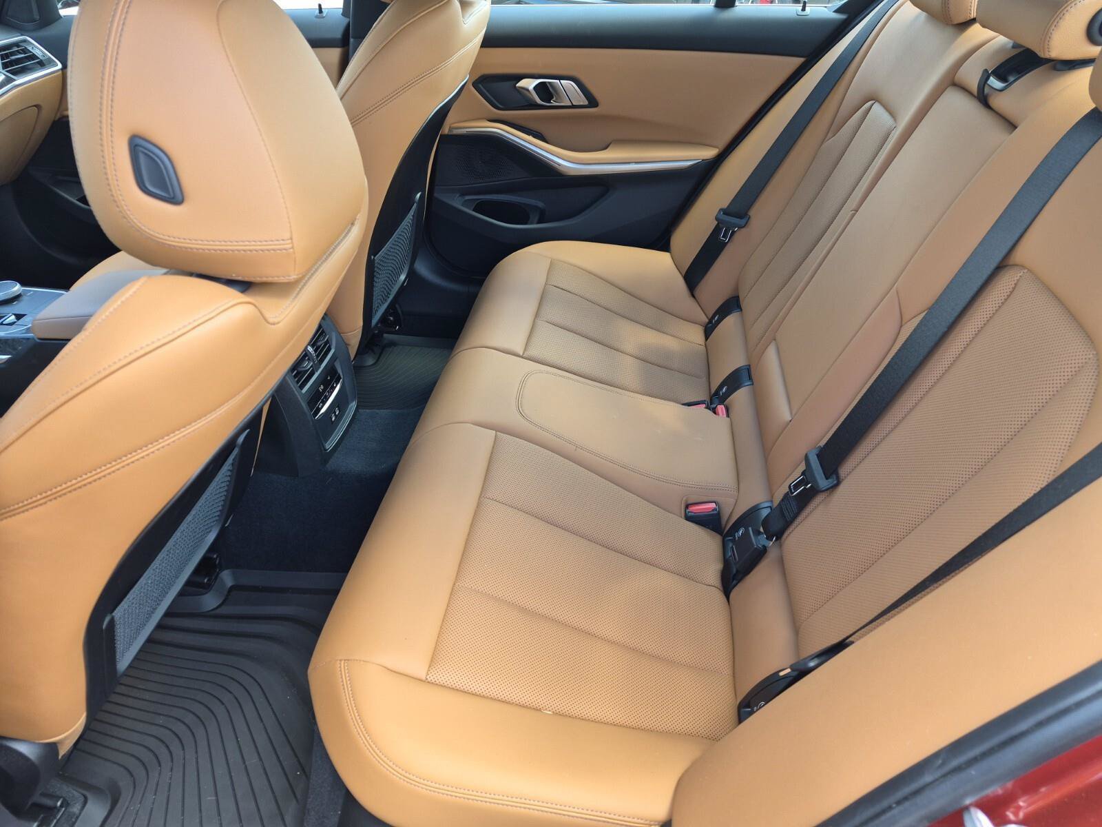 Used 2022 BMW 330i Sedan w/ Driving Assistance Package RWD image 15