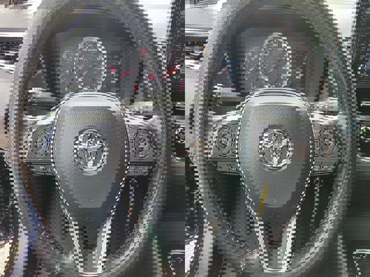 Used 2022 Toyota Corolla SE image 18