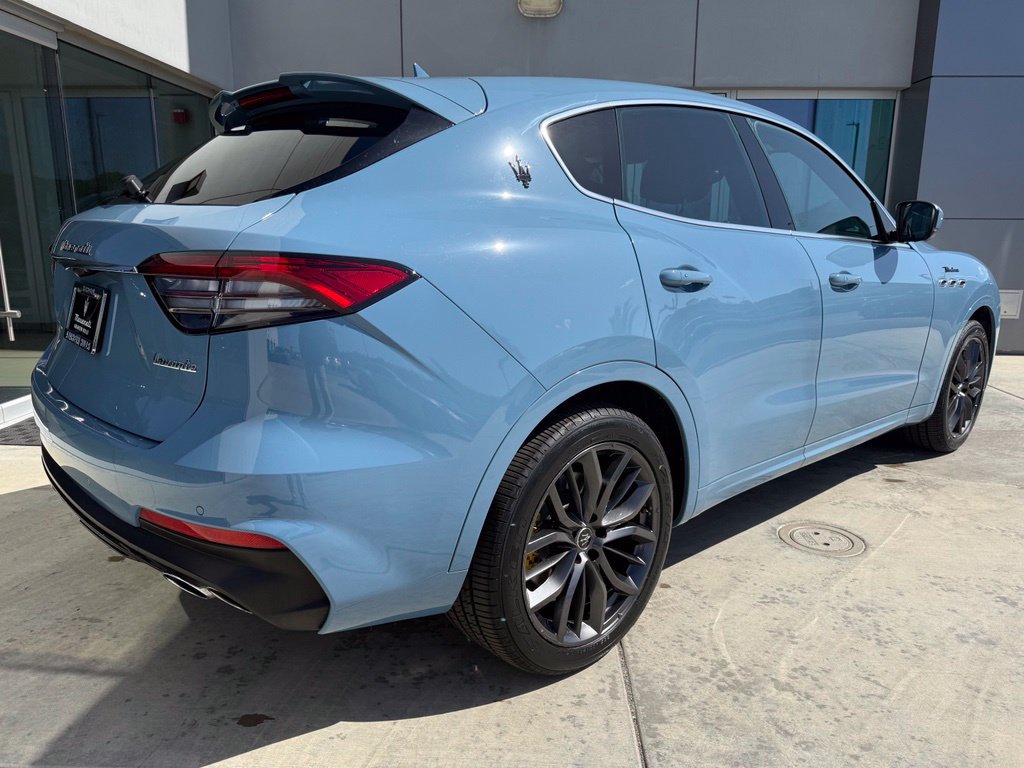 Certified 2023 Maserati Levante Modena AWD/4WD image 3