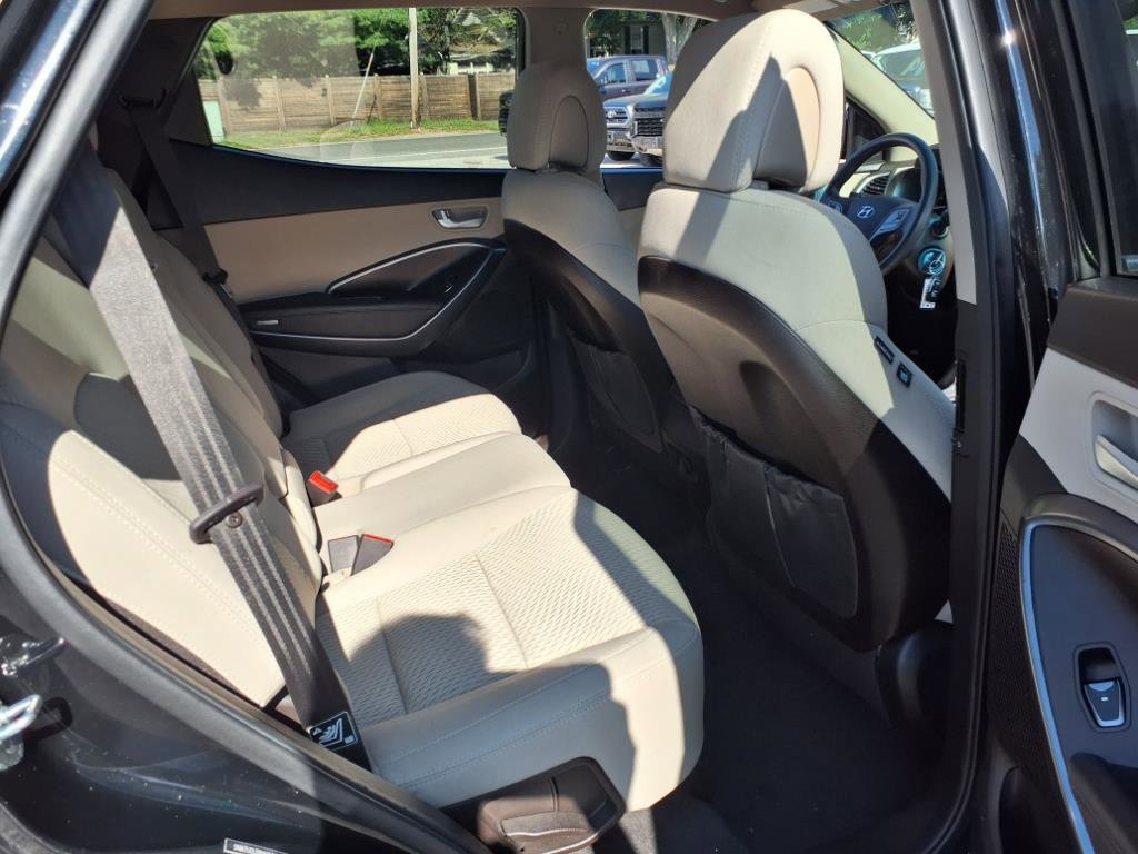 Used 2017 Hyundai Santa Fe Sport image 31