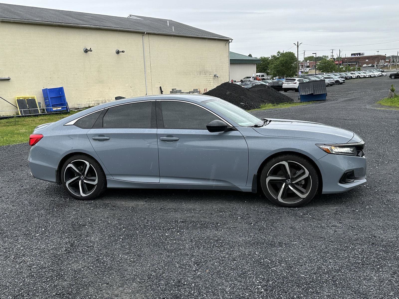 Used 2022 Honda Accord Sport image 9