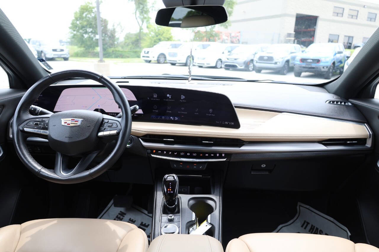 Used 2024 Cadillac XT4 Premium Luxury w/ Cold Weather Package image 14