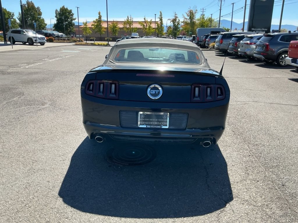 Used 2013 Ford Mustang GT RWD image 5
