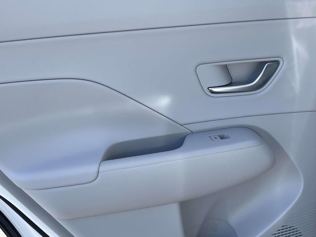 New 2026 Hyundai Kona SEL Premium image 9