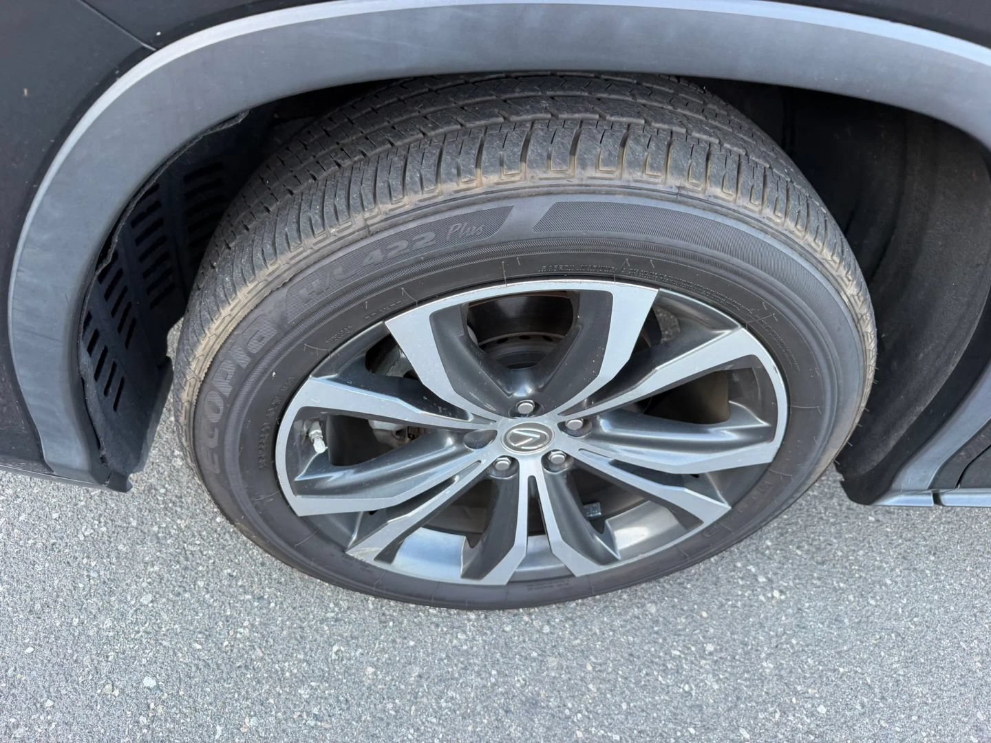 Used 2017 Lexus RX 450h AWD image 31
